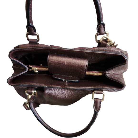 Metallic MCM Hobo🔥 - Picture 9 of 16